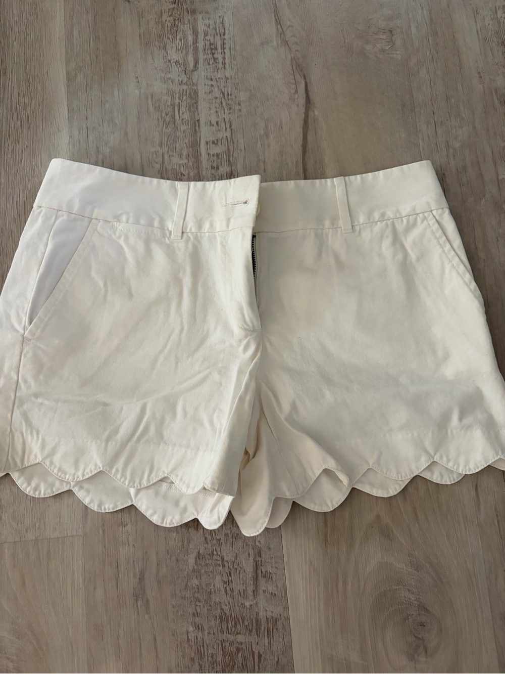 LOFT Cream Scalloped Hem High-Rise Shorts